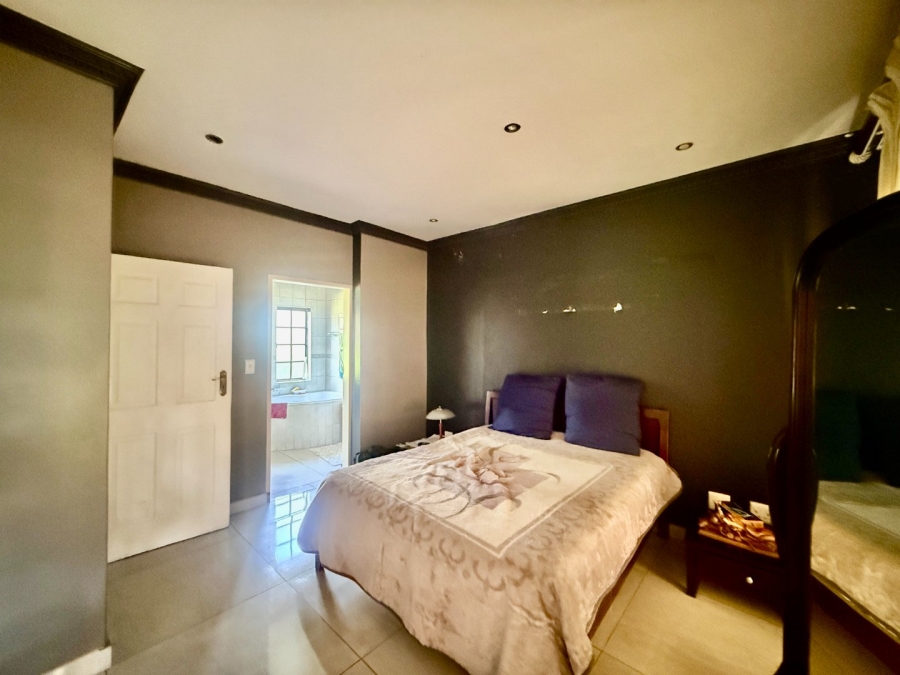 3 Bedroom Property for Sale in Meerhof North West